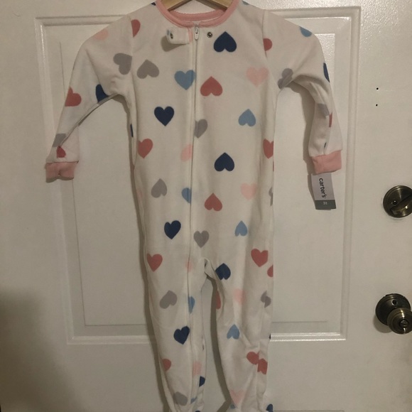 Carters PJ NEW - Picture 2 of 8
